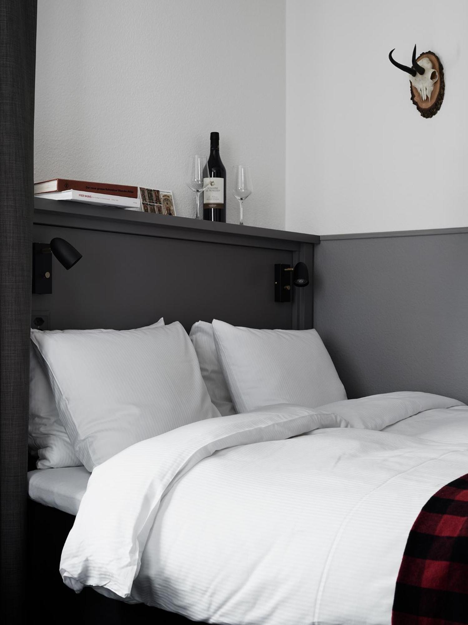 Mini Double Room,698776317:JPEG